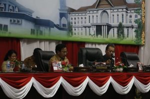 Paripurna DPDR Kepri a