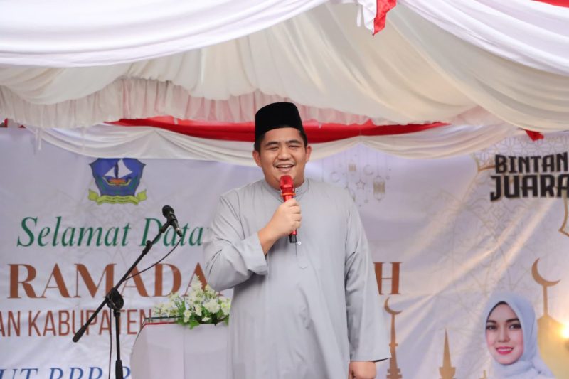 Bupati Bintan Roby Kurniawan