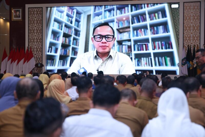 Wakil Menteri Dalam Negeri Bima Arya Sugiarto menyampaikan kata sambutan secara virtual