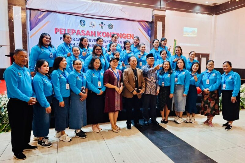 Paduan suara wanita dari Kota Tanjungpinang yang mewakili Provinsi Kepri di Pesparawi Nasional di Manokwari, Papua Barat.