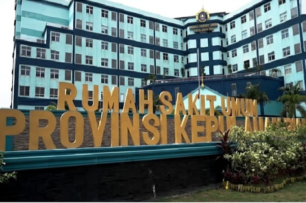 Rumah Sakit Umum Provinsi Kepri Ahmad Tabib di Tanjungpinang 