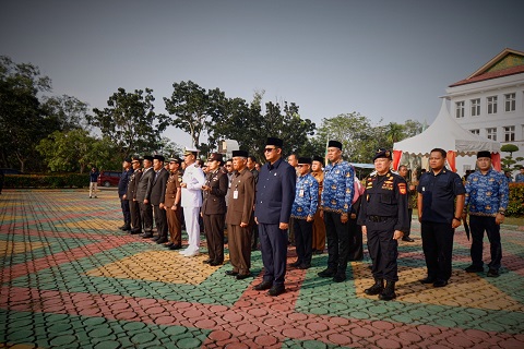 Pemerintah Kabupaten Karimun menggelar upacara peringatan Hari Kesaktian Pancasila Tahun 2026 yang berlangsung khidmat di Halaman Kantor Bupati Karimun, Kamis (1/10/2026) pagi.F-Diskominfo Karimun